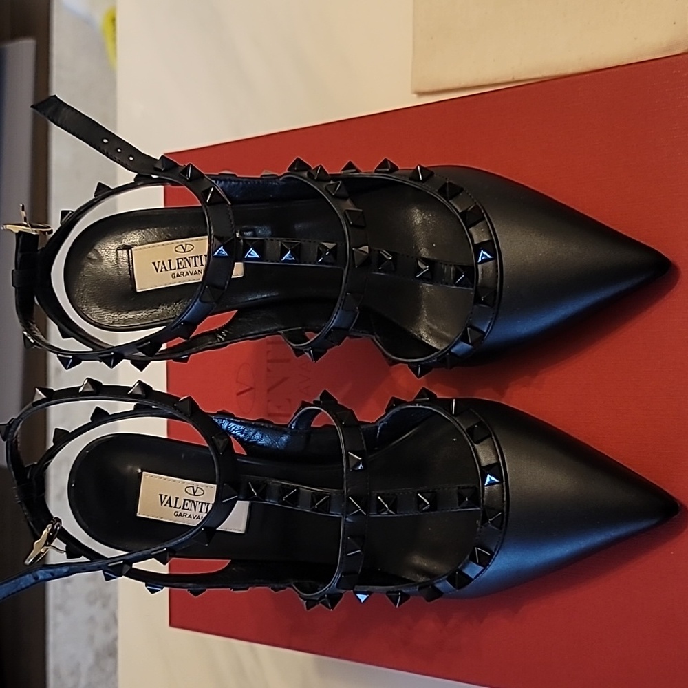 Valentino Rockstud Matte Black